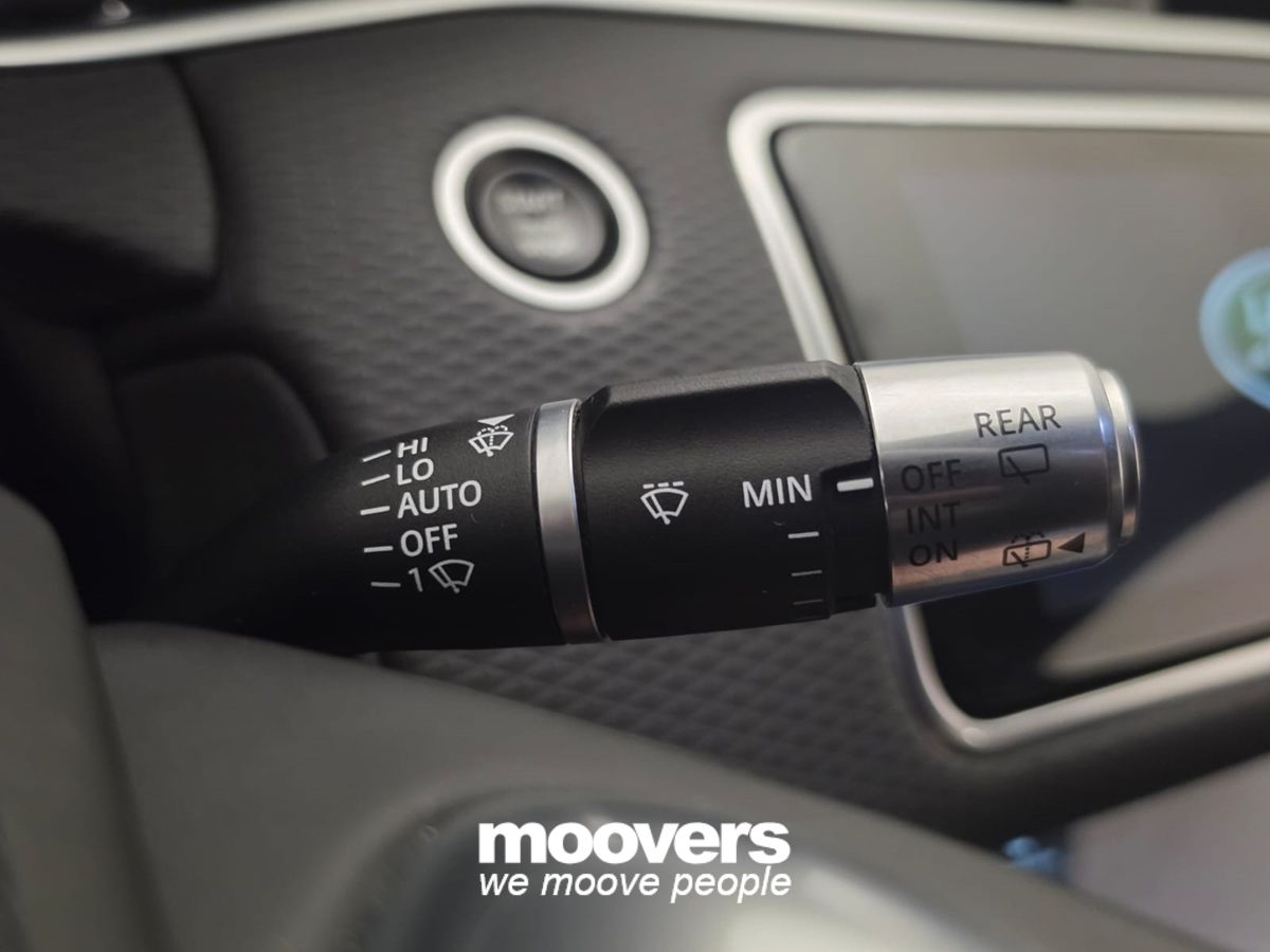LAND ROVER Range Rover Evoque 2.0D I4-L.Flw 150 CV AWD Auto R-Dynamic S